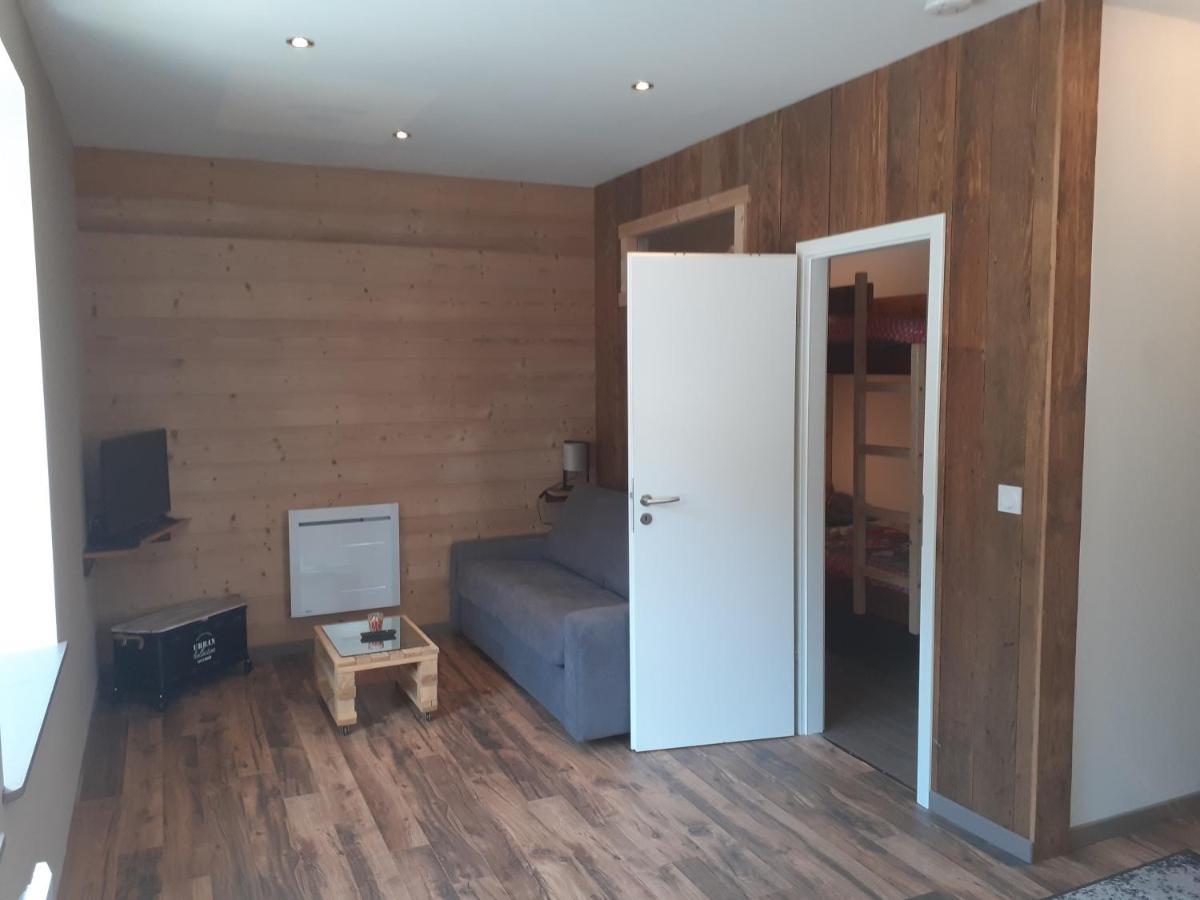 Le Studio Polichinelle Жерарме Экстерьер фото